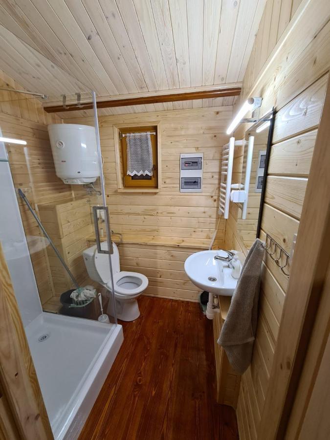 Siedlisko Nr 4A Nad Jeziorem Skarlinskim, Jezioro, Mazury, Domki Letniskowe Kurzetnik Kültér fotó